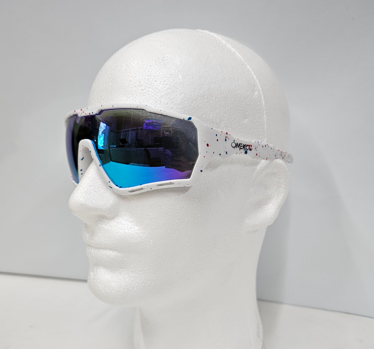 Sunglassees