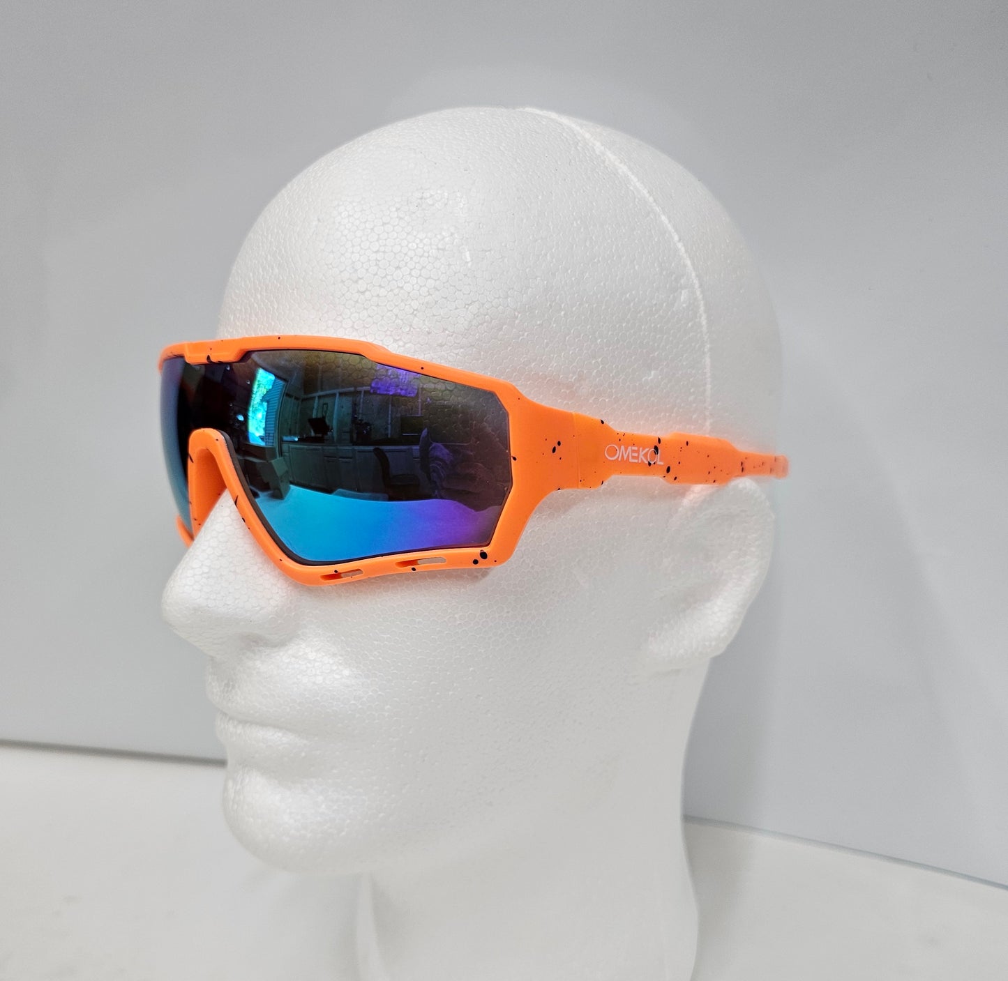 Sunglassees