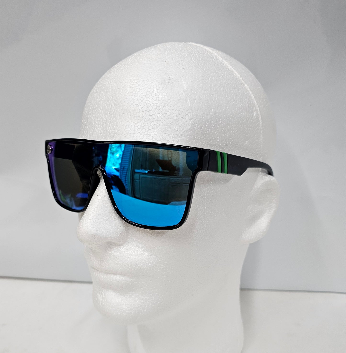Sunglassees