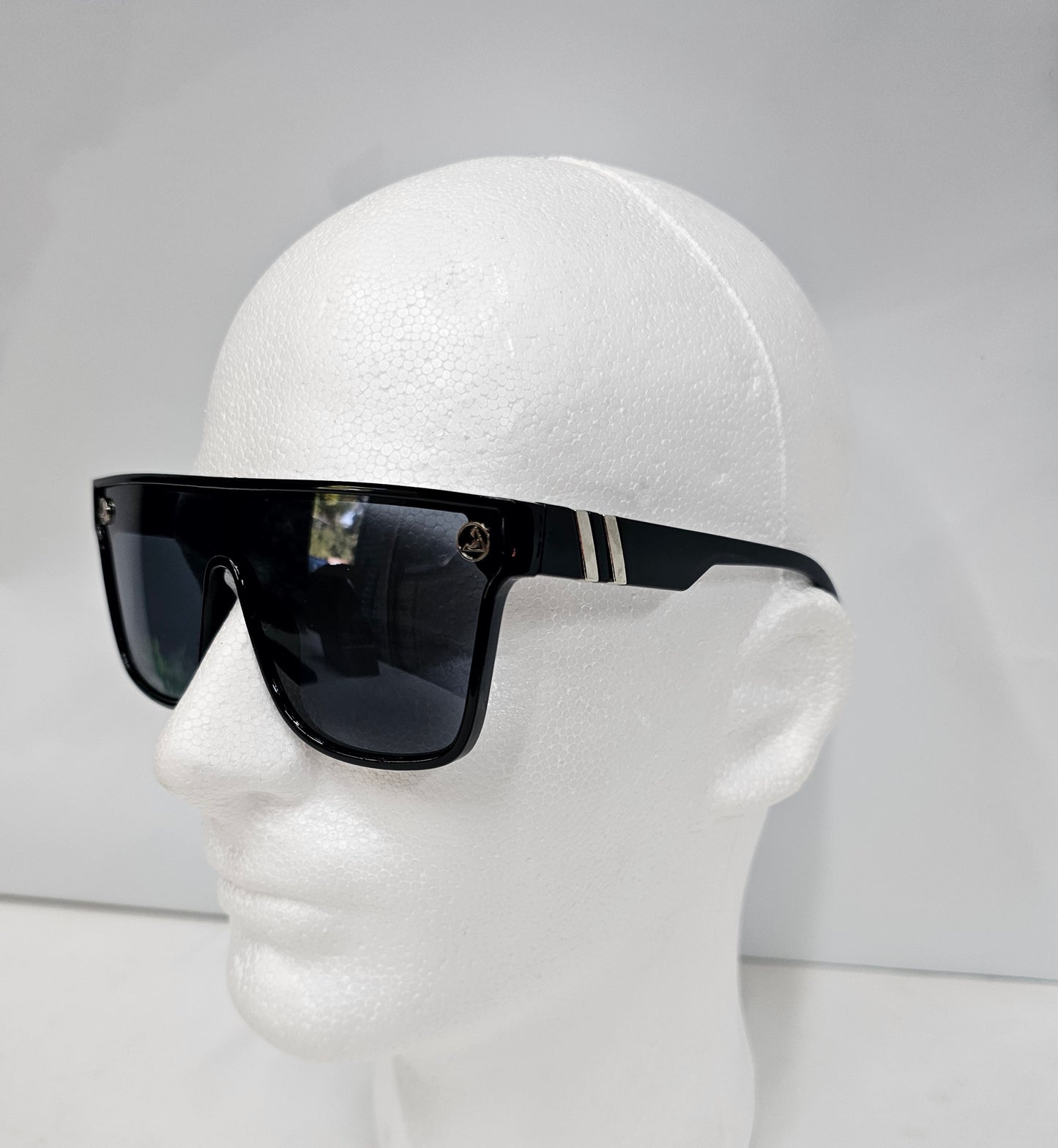 Sunglassees